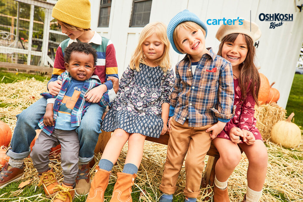 作為美國最暢銷的童裝品牌的「Carter's」、「Oshkosh」，提供兼具品質與質感的嬰童服飾、禮盒和配件，百年來深受無數家庭的信賴。