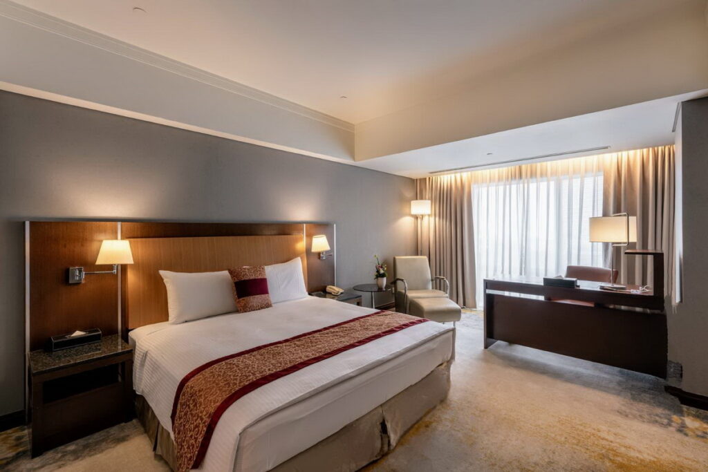 台糖長榮酒店（台南）推出官網限定住房優惠，小年夜雙人4,950元起，數量有限，趕緊搶購。