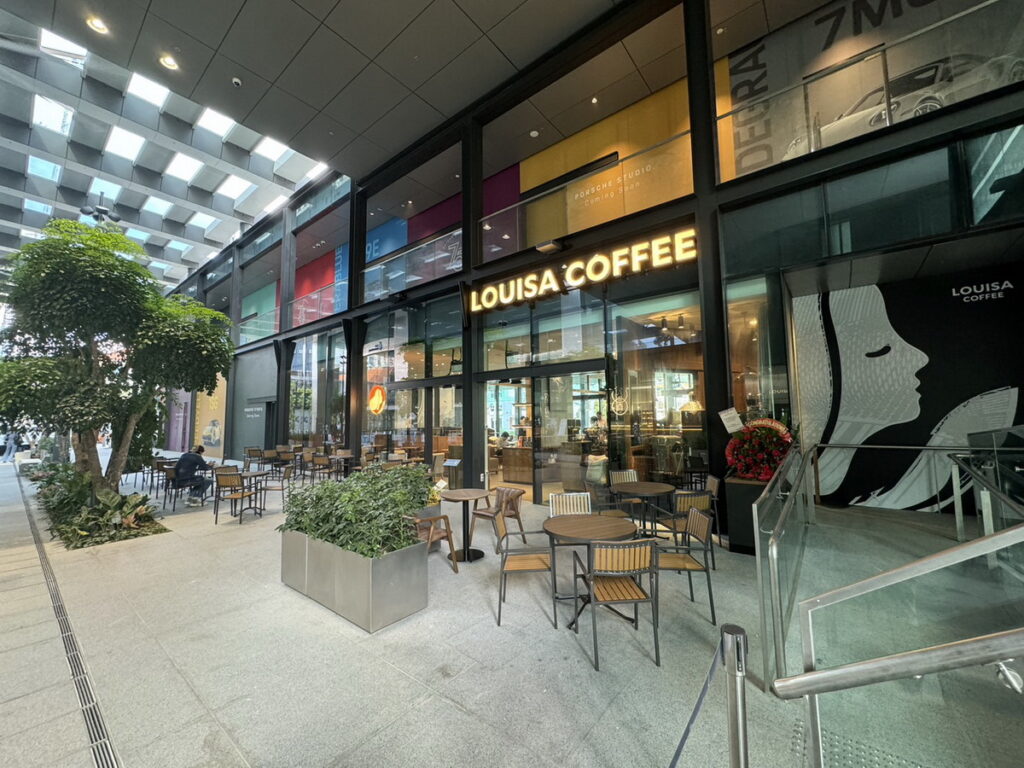 路易莎挾帶著高度品牌韌性與展店決心進軍新加坡，即將快速在新加坡遍地開花