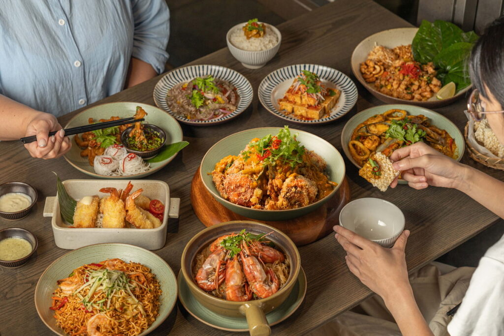 「初泰PIKUL」是路易莎集團結盟泰國前總理差猜 ‧ 春哈旺家族集團的正宗泰國料理餐廳