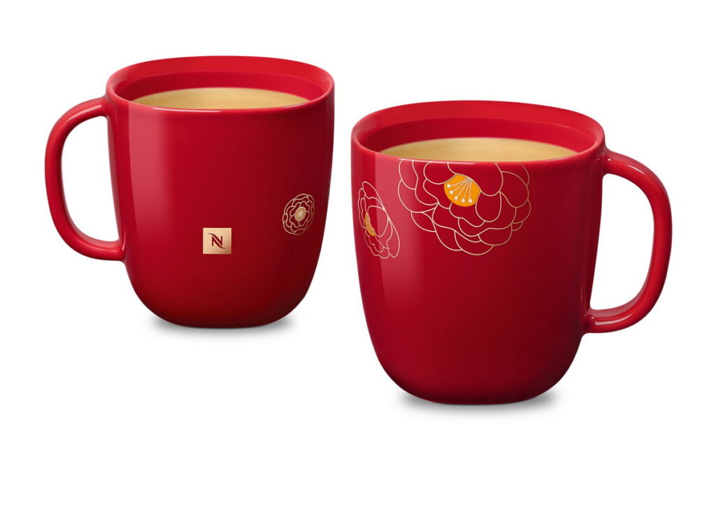 「晨耀新春開運咖啡禮盒」內含米蘭新興設計師 Federica Biasi 所設計的花開富貴限量款陶瓷咖啡杯組