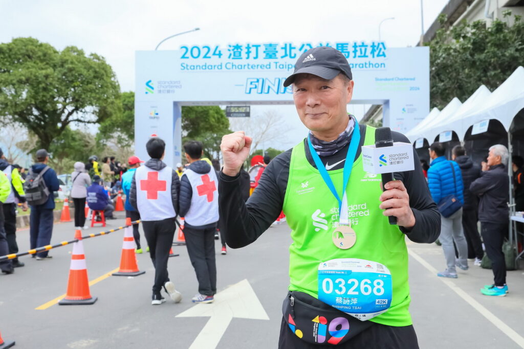 台北市文化局局長蔡詩萍完成人生第52場全程馬拉松