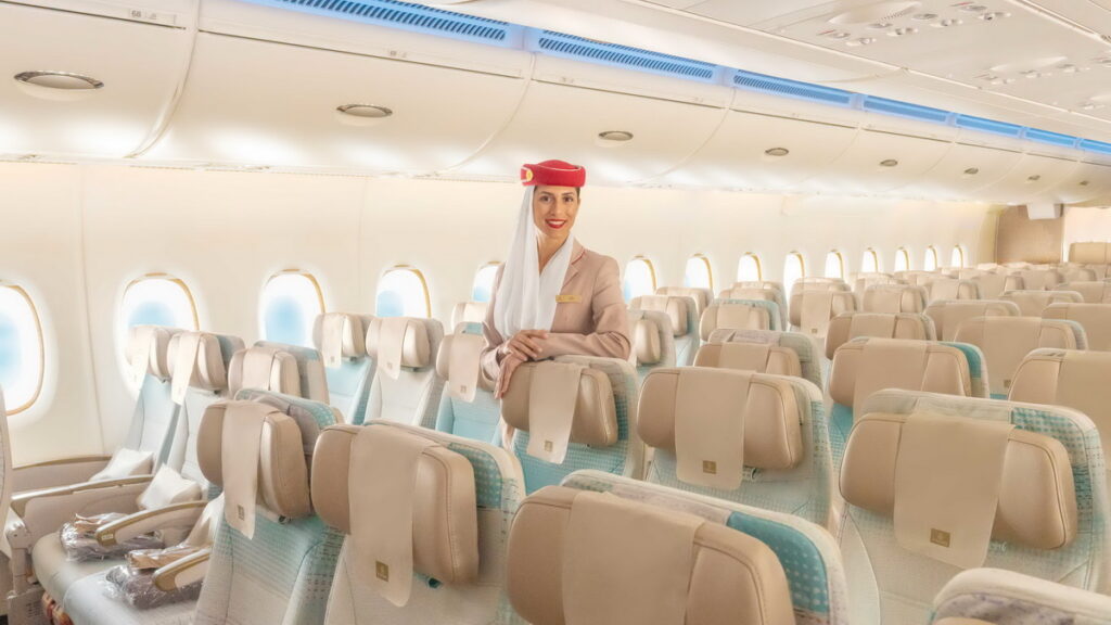 阿聯酋航空將以波音777-300ER寬體客機執飛每日杜拜–邁阿密–波哥大航班，為旅客提供飛悅卓越的飛行體驗。