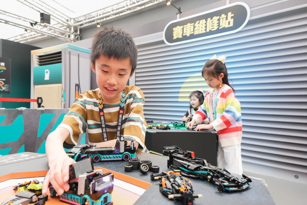 玩樂與競速的超刺激「樂高®極速賽車」登場