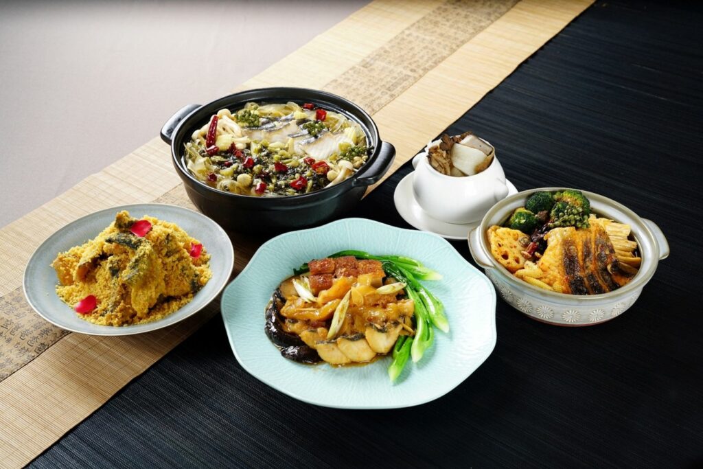 福容桃園機捷A8店，位於3樓的福粵樓，即日起至2024年5月31日推出鱘龍宴主題料理