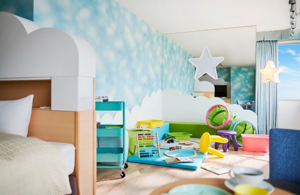 東京黎凡特東武飯店家庭房內設置兒童遊戲區，讓孩子獨享專屬遊樂空間。（東京黎凡特東武飯店提供）