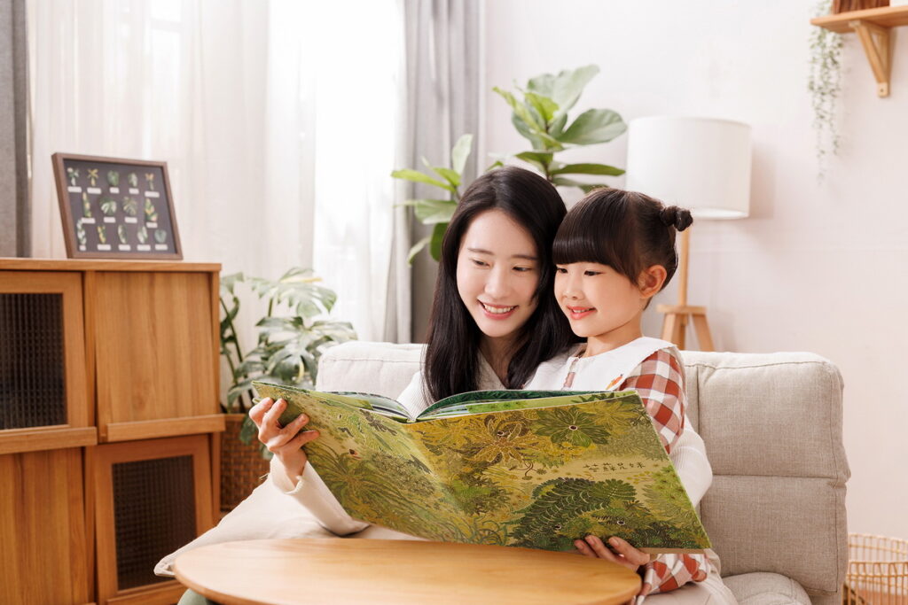 麥當勞長期溝通親子陪伴的重要性，鼓勵家長與孩子「共讀」，從親子陪伴中一同感受簡單的快樂