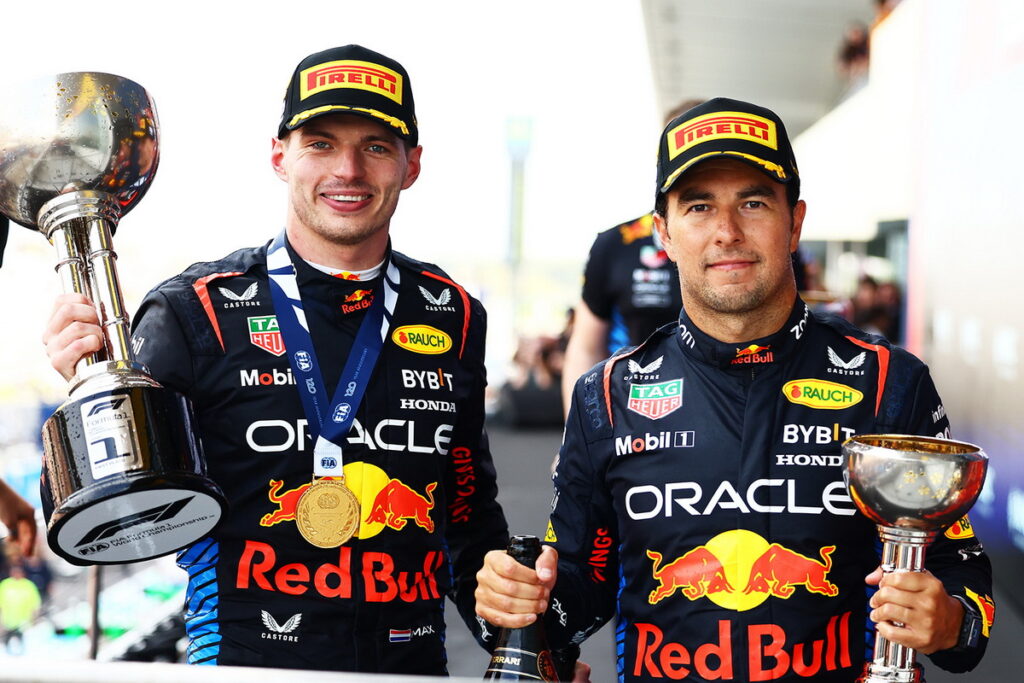 -Red Bull車隊車手Max Verstappen 與隊友Sergio Pérez於2024 F1日本大獎賽奪下冠亞軍。（Red Bull 提供）