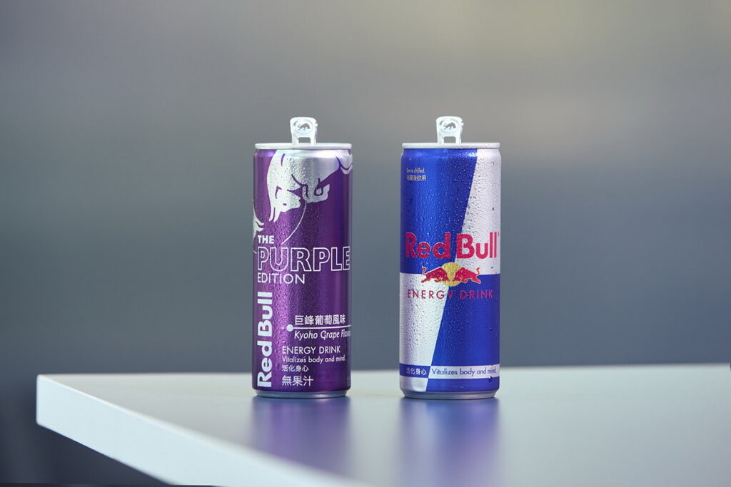 Red Bull Purple Edition 巨峰葡萄風味於4月3日在台首度上市，再添一選擇，帶給消費者滿滿能量。（Red Bull 提供）