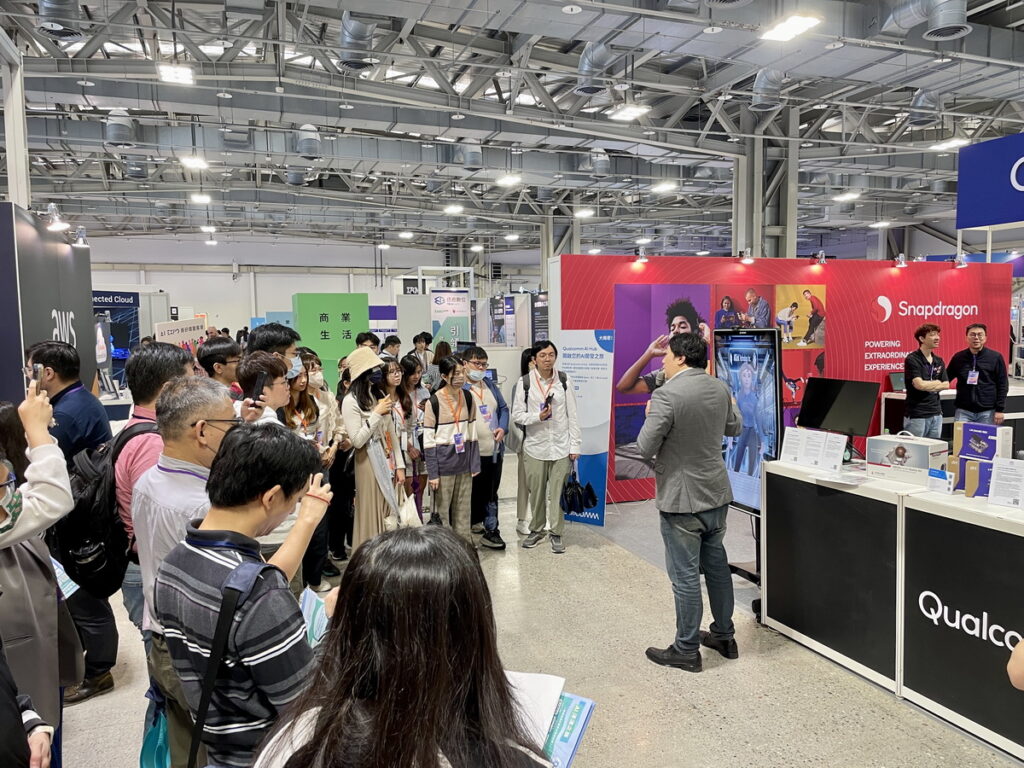 AI EXPO Taiwan在會展基金會支持下首度於花博爭艷館舉辦，今年展覽以「AIvolution 全面進化