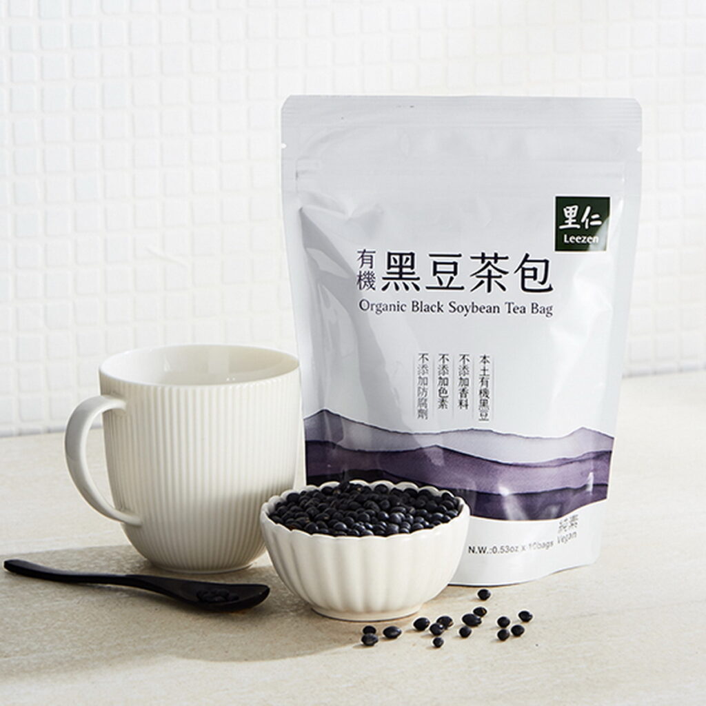 來自花東好山好水的里仁有機黑豆茶包，讓您輕輕鬆鬆實踐綠色生活。(里仁公司提供)