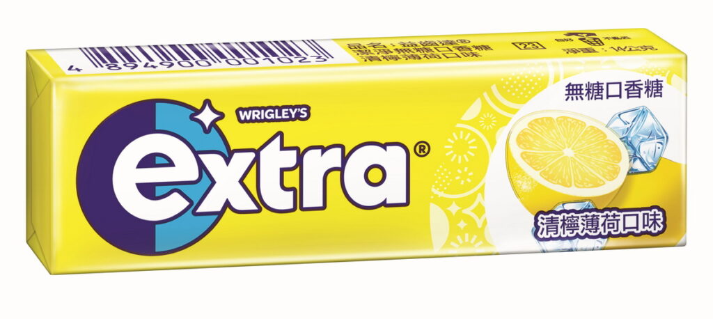 輕巧的「extra無糖口香糖10粒裝」清檸薄荷口味，一條在手就像外掛的扭轉心情鍵！
