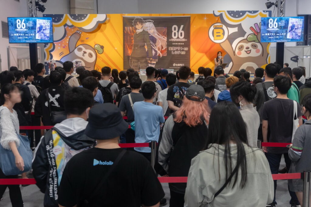 《86─不存在的戰區─》作者安里アサト與插畫家しらび聯合簽名會 熱鬧登場
