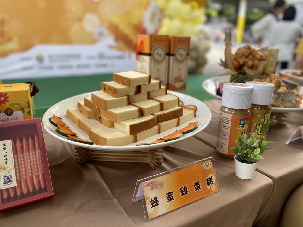 市府產業發展局輔導臺北市農會在臺北花博農民市集舉辦「臺北市蜂蜜整合行銷活動」