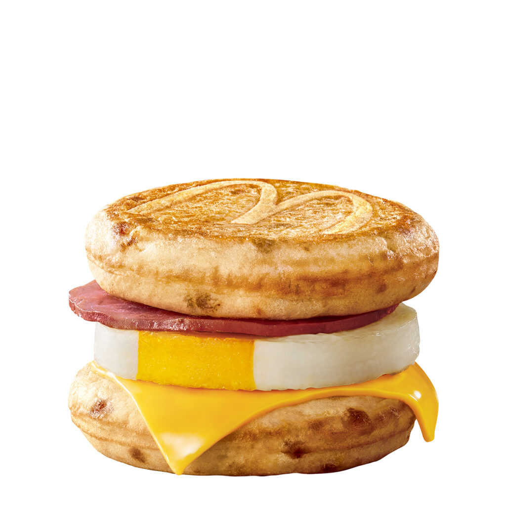 McGriddles「火腿蛋厚鬆餅堡」：單點71元，薯餅套餐113元