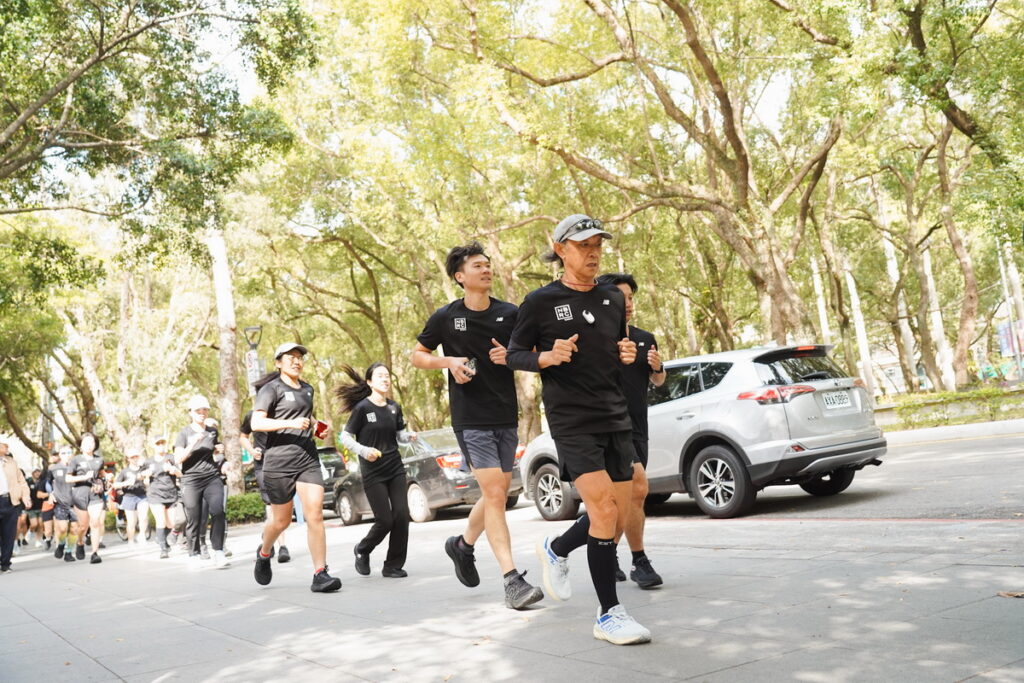 渣打馬特別於賽事前一日，為海外選手規劃Shakeout Run，促進城市運動交流