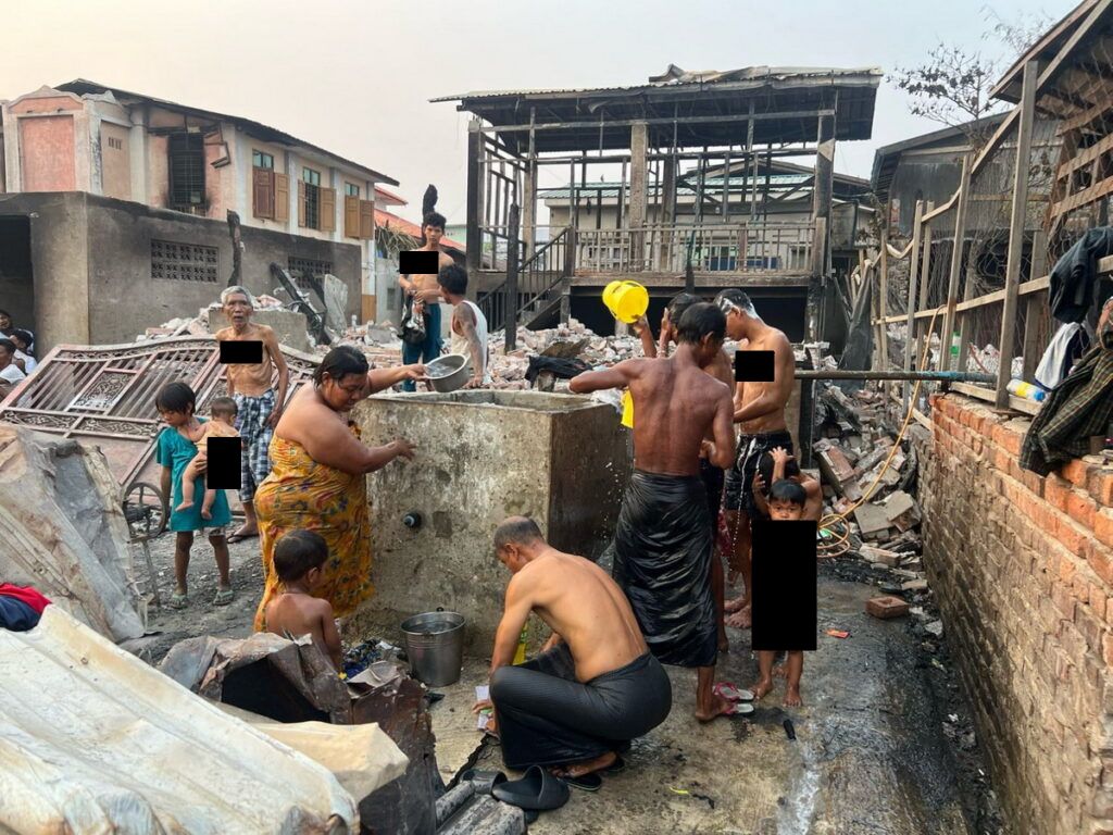 曼德勒附近郊區,有許多經濟弱勢的兒少及家庭,地震之後生活更加困難。(緬甸華文教育服務團提供)