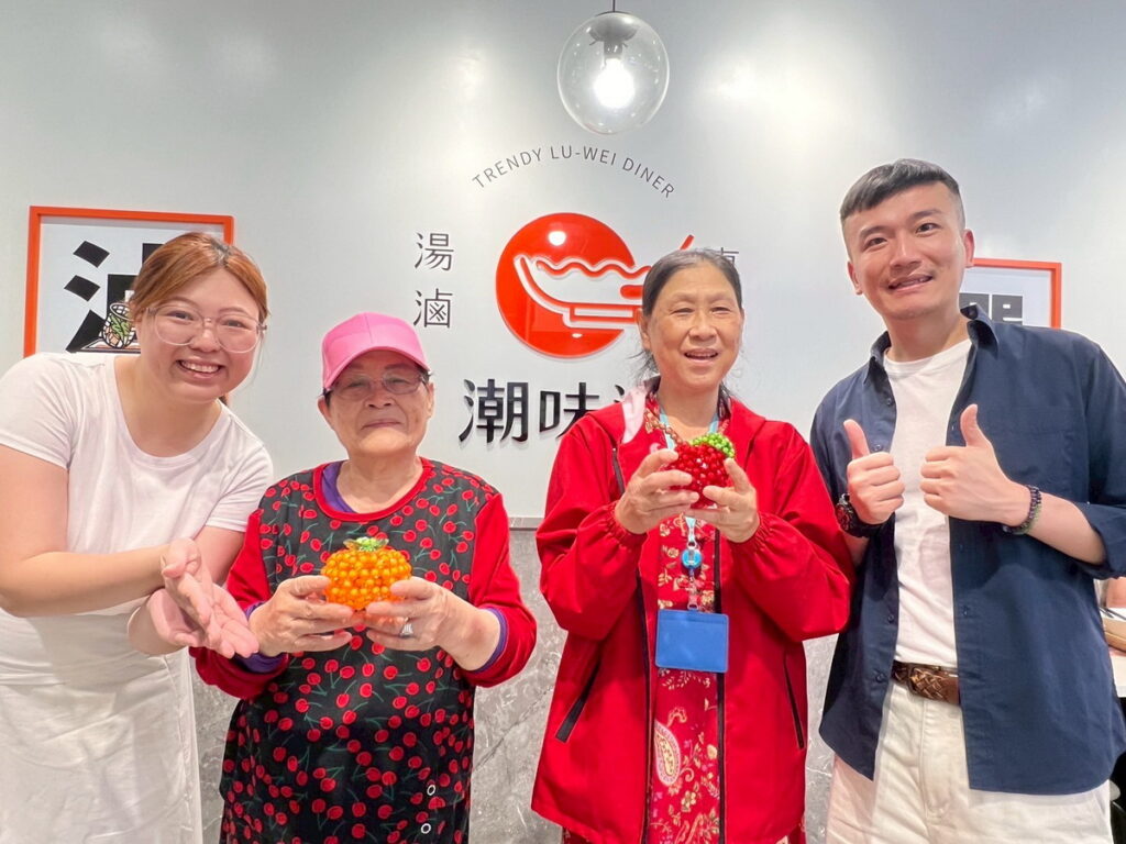視障阿美姊特地製作立體串珠謝謝潮味決熱情招待