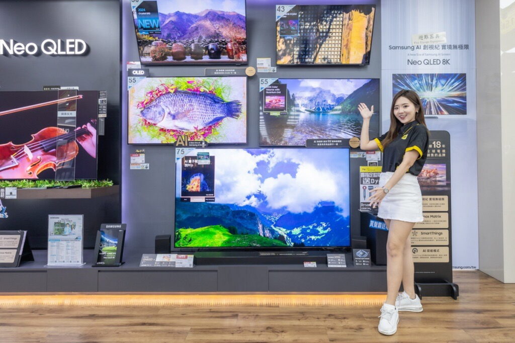 燦坤三星交心日，電視指定機種買再送dyson吹風機