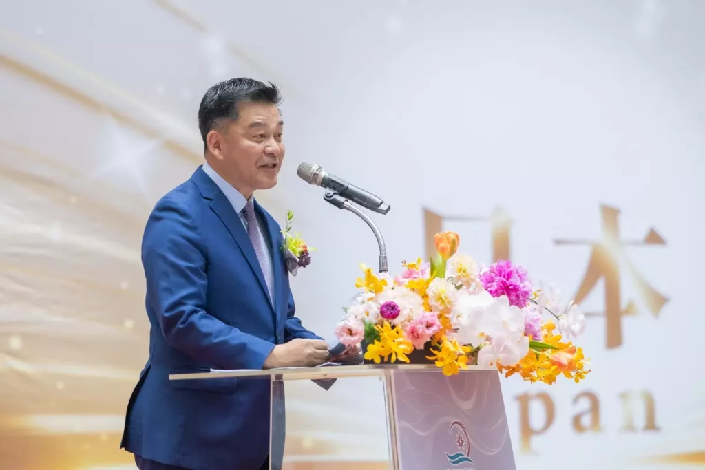 麗星夢郵輪吳明發總裁表示「今年預計在台灣市場營運,將近 100個航次,穩居母港航次之冠。我們在此正式宣布,麗星夢郵輪全面升級為台灣本土化營運的國際郵輪品牌
