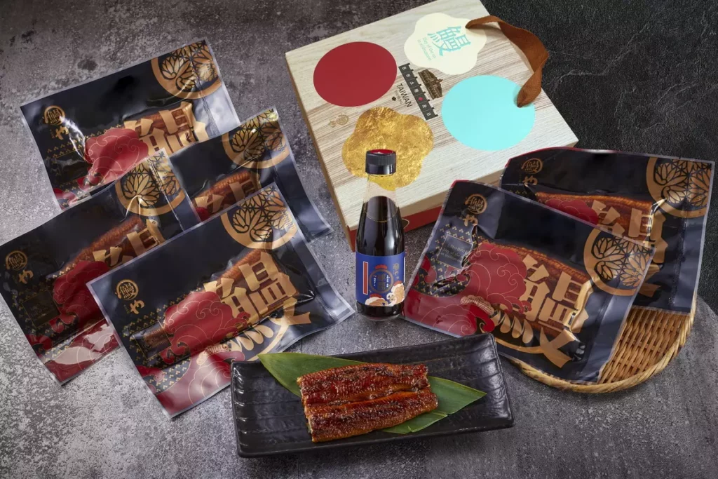 品牌同步推出夏季限定「半切蒲燒鰻即食包」！即日起至 10 月 31 日限時開賣，三包組嚐鮮價 $580 元（原價 $660），六包禮盒價 $1,000 元（原價 $1,320），再加贈一瓶品牌秘製蒲燒醬，無論自用或送禮都誠意十足。