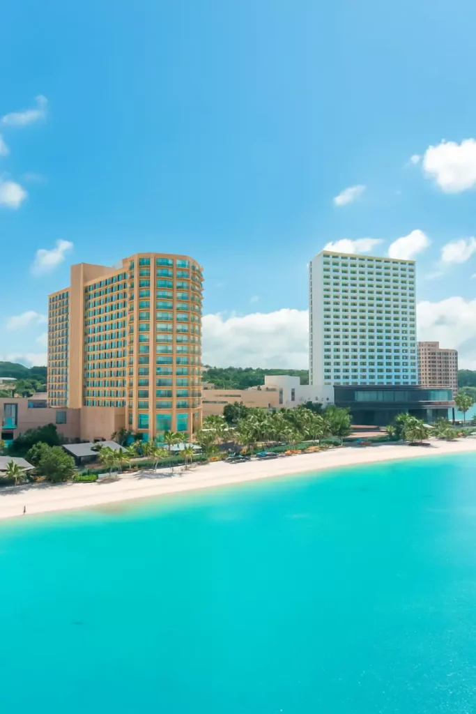 Dusit Thani - Exterior Edit