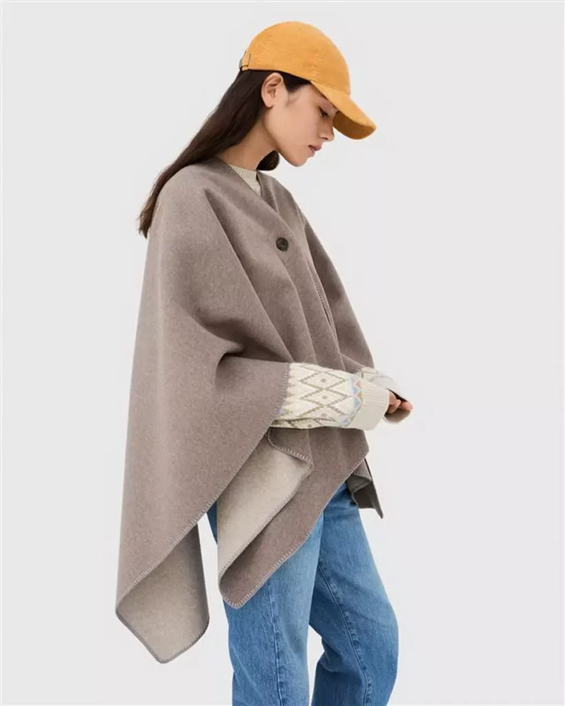 UNIQLO JW ANDERSON 2025秋冬系列 女裝形象照