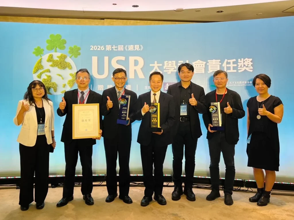 東海大學獲「年度榮譽榜」殊榮,更同步橫掃「生態共好組」、「產業共創組」兩項楷模獎及一項績優獎。