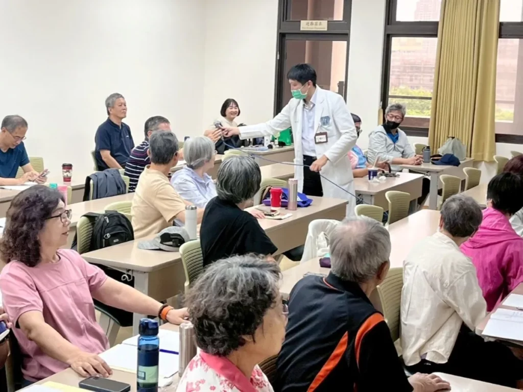 從健康到心靈 中山醫學大學樂齡大學打造第二人生學習平台
