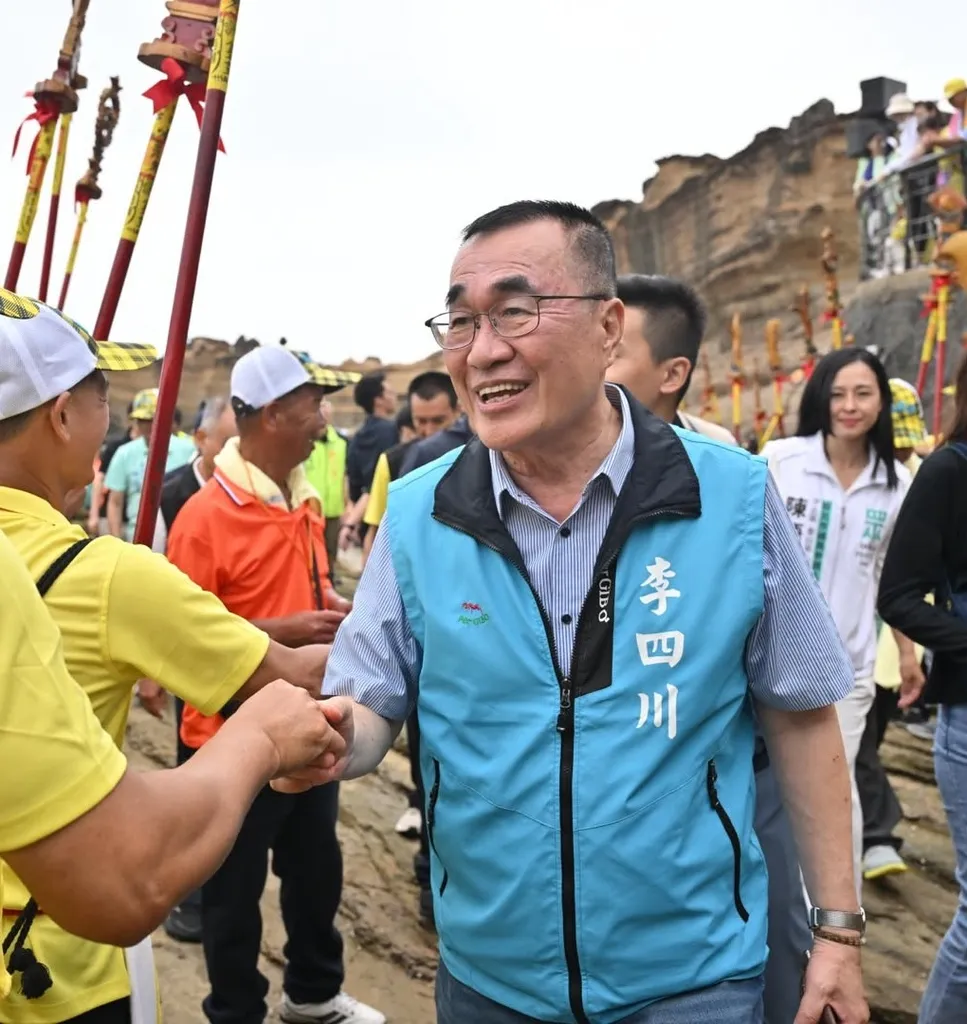 李四川赴淡水出席福德功德會 承諾當選全力推動淡海新市鎮二三期 串連雙北AI科技廊帶為年輕人留才
