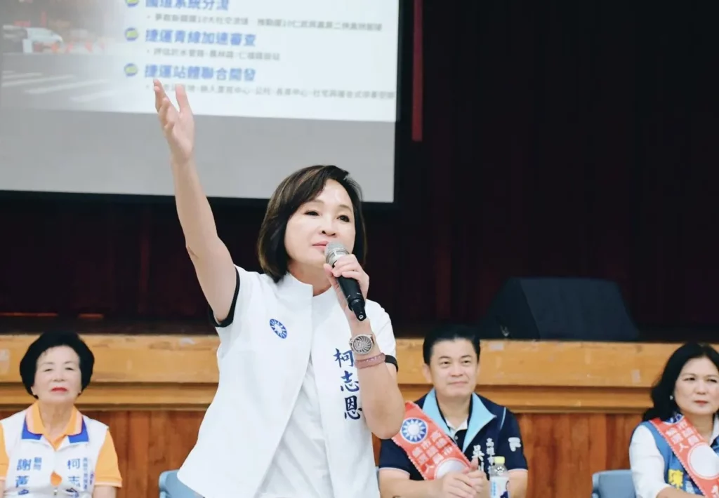 賴瑞隆攻擊柯志恩家人全在美遭反嗆 謝寒冰點破民調玄機：真的領先就不會理她了