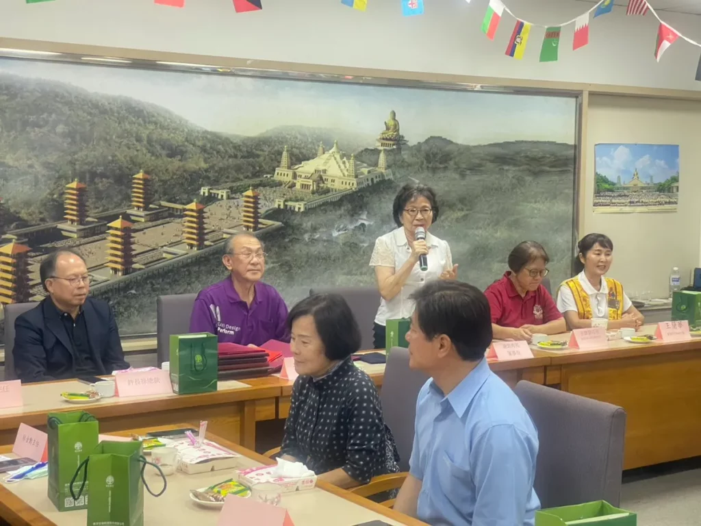 《三十而光｜目中有人計畫》，於2026年6月15日中午在普門中學舉行頒獎分享活動。