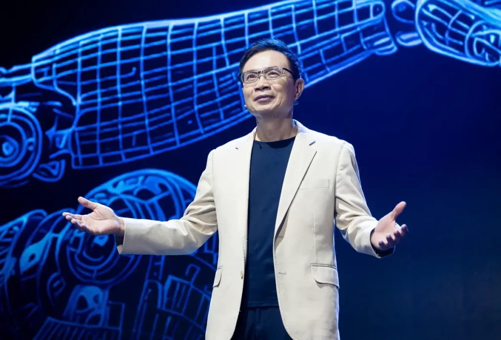 外貿協會黃志芳董事長表示，COMPUTEX 2026聚焦AI產業從算力競賽邁入實體落地的關鍵轉折。COMPUTEX為對接台灣硬體製造韌性與全球軟體生態的戰略平台，助力企業共同迎戰下一個AI戰場。