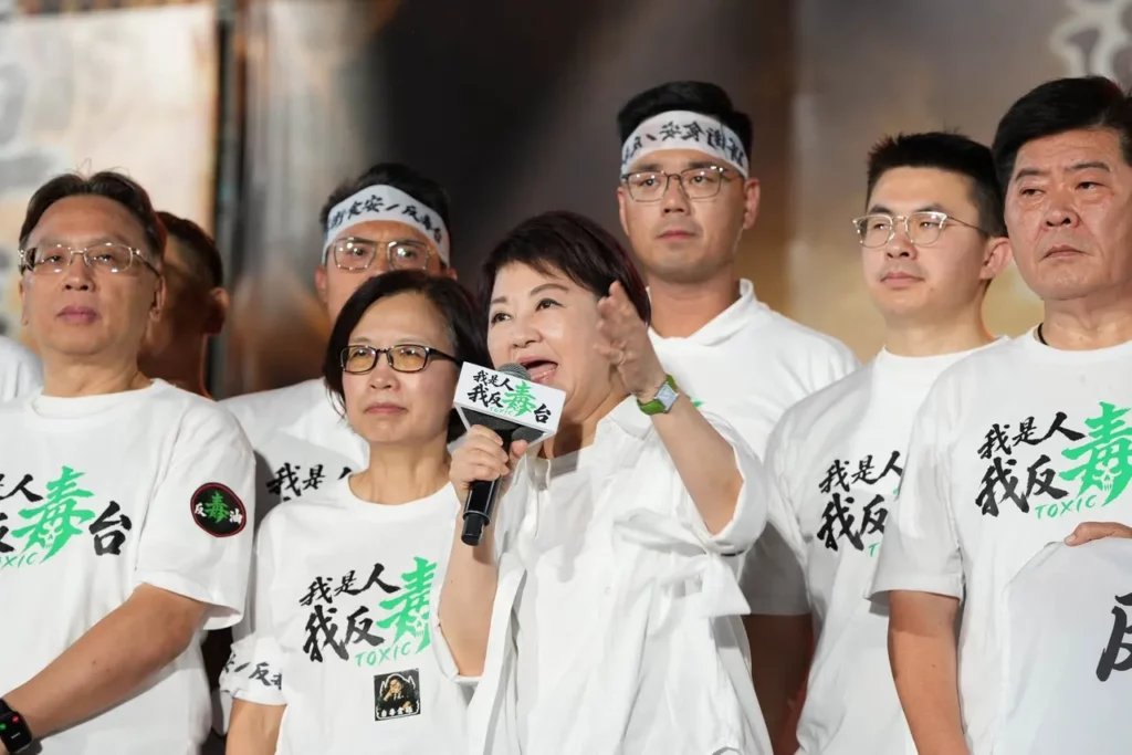 擠爆凱道 盧秀燕怒問「誰是門神、誰在包庇」 警察查水表抗議創作者 嗆賴清德：台灣變警察國家了嗎？
