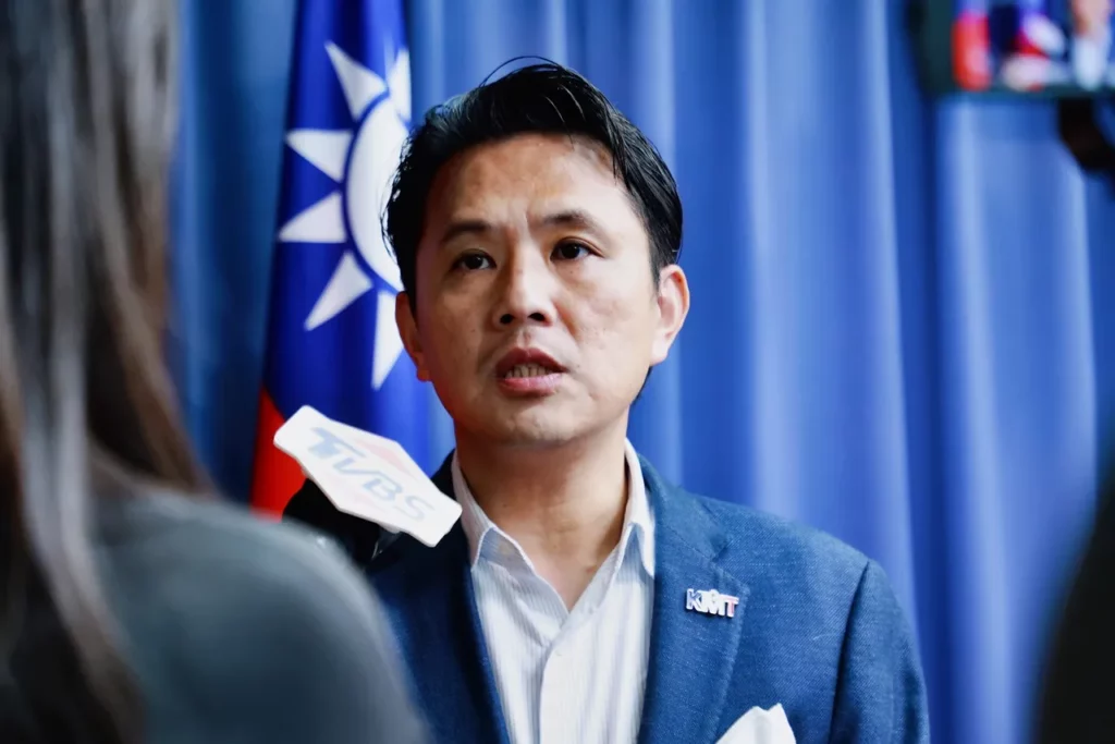 國民黨：外交部回應菲律賓在民主礁劃設領海基線「輕描淡寫」 痛批賴清德總統已成「三不敢總統」