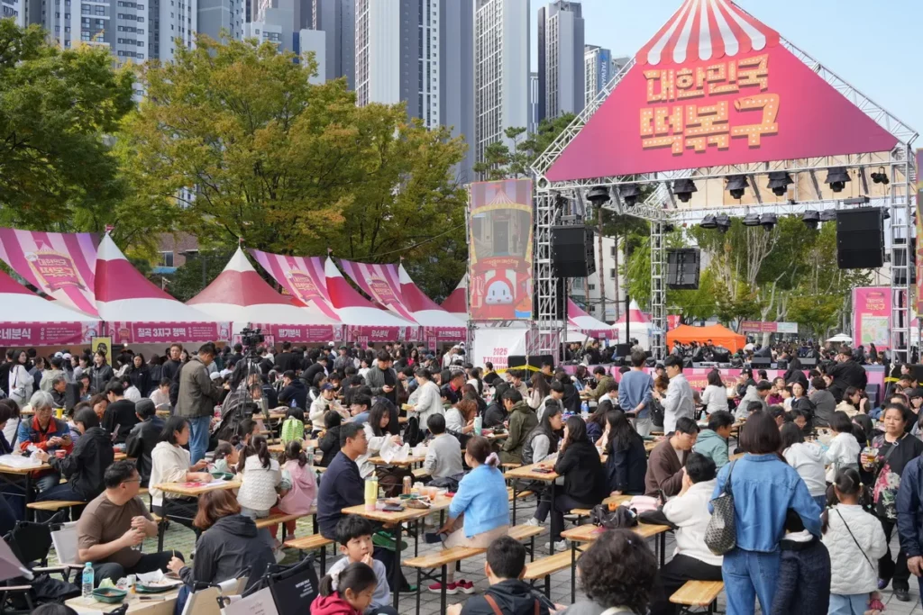 2026下半年韓國怎麼玩? 黑白大廚TAIWAN ONLY直接上菜自由行Enjoy K-Local，別忘了索取好康！