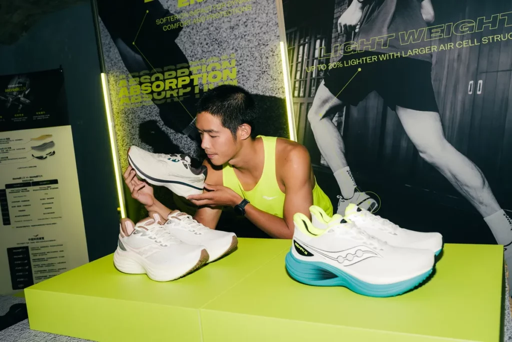 Saucony推出全新incrediLUX泡棉，具備「持久緩震」、「極致輕量」與「效能躍升」三大核心特色