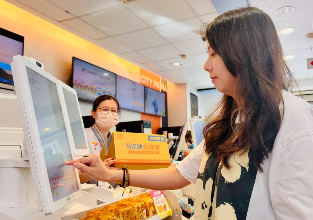 7-ELEVEN包裹取件簽名電子化正式全台上線
