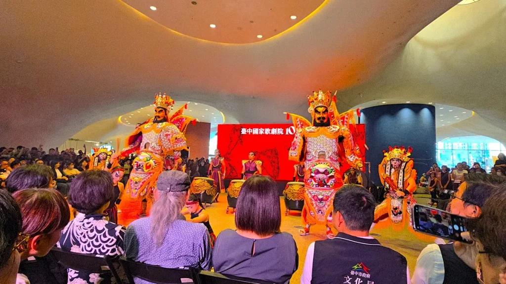 國家表演藝術中心董事長楊其文表示,九天已發展出獨特的表演藝術能量,也見證在地文化需要時間累積與培養。(圖/陳惠玲攝影)