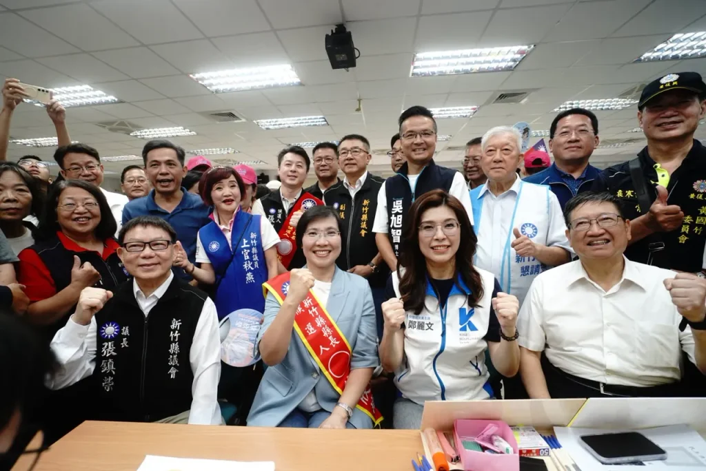 竹北藍白摩擦不礙大局 李乾龍：近日有好消息 徐欣瑩陣營：方向一致、目標相同