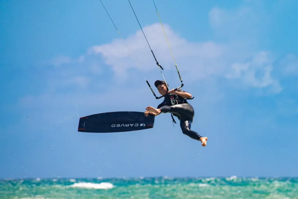 台灣選手曾宗廉將代表地主選手迎戰各國好手，力拚 Red Bull King of the Air 台灣資格賽晉級席次。