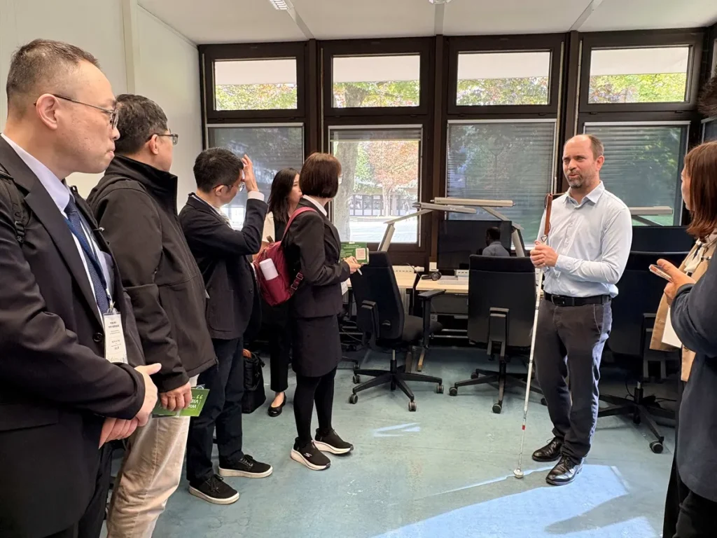 多特蒙德工業大學長期投入大學校園中的無障礙學習環境建置,協助學生在入學、修課、考試與校園生活中獲得更公平的參與機會。(圖/中山醫大提供)