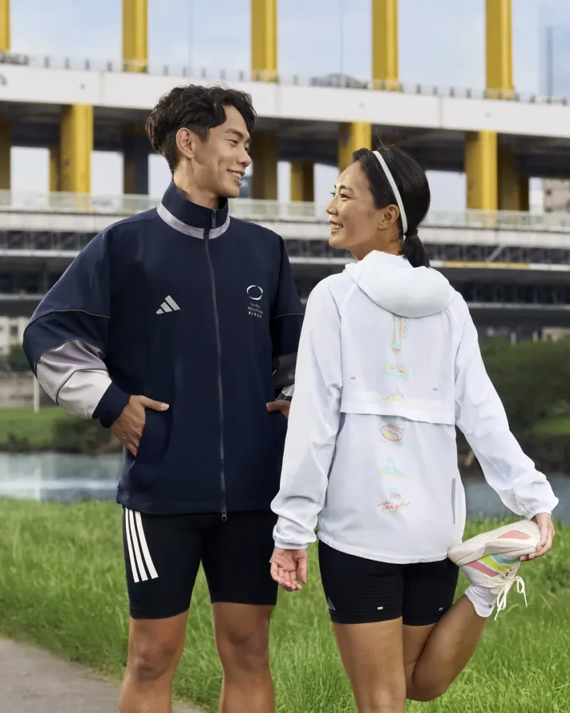 adidas臺北馬拉松限定系列首度推出復古休閒外套，延伸至日常運動穿搭。