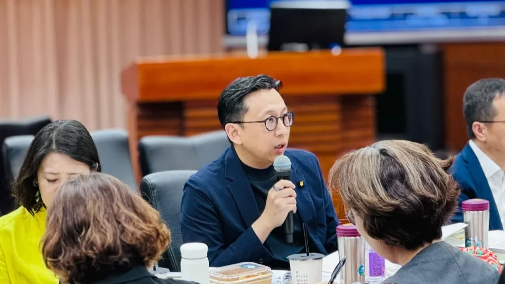 葛如鈞：台北施政島為網友創作，非競總製作