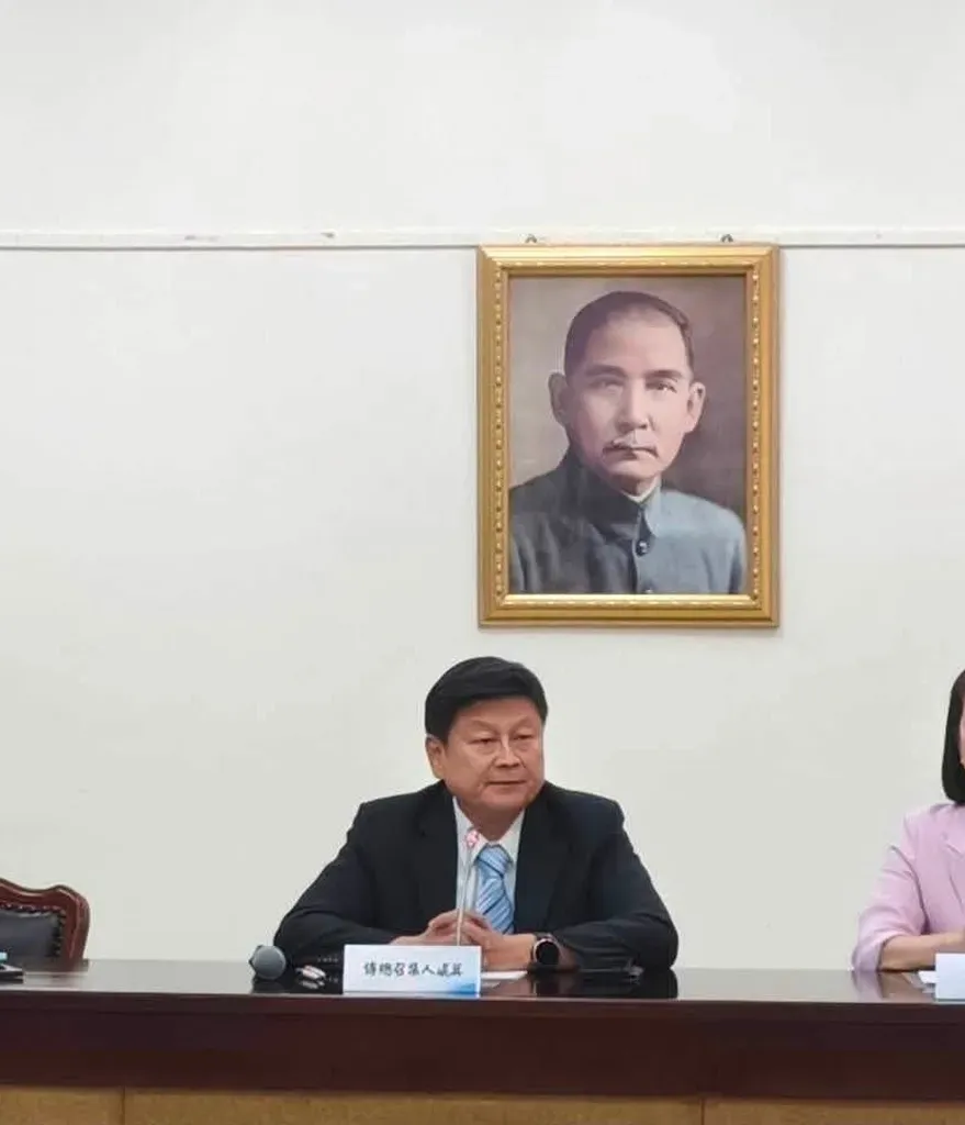 傅崐萁：追加預算盡快處理，擬延會至1月底