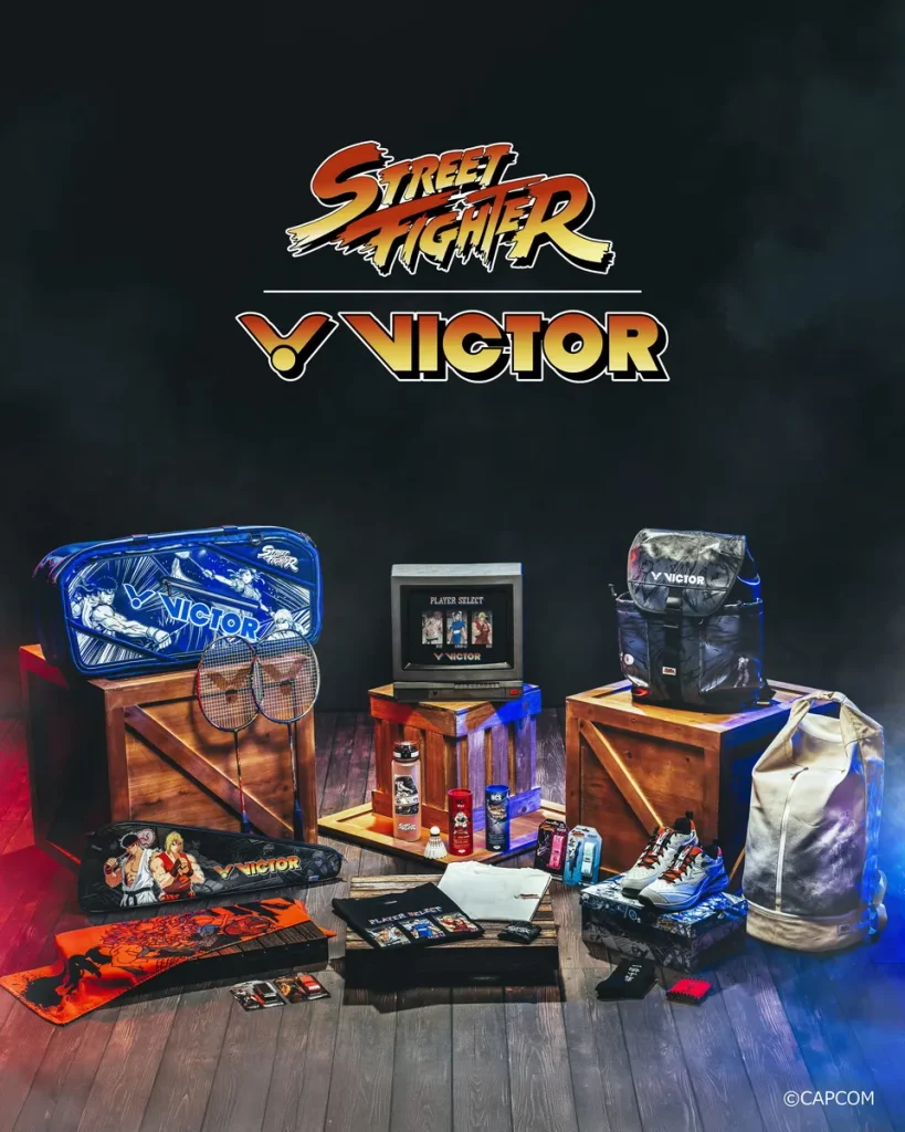 VICTOR x Street Fighter 聯名系列熱血登場，全系列涵蓋專業羽球拍、球鞋、拍包與潮流服飾，即日起正式開賣。