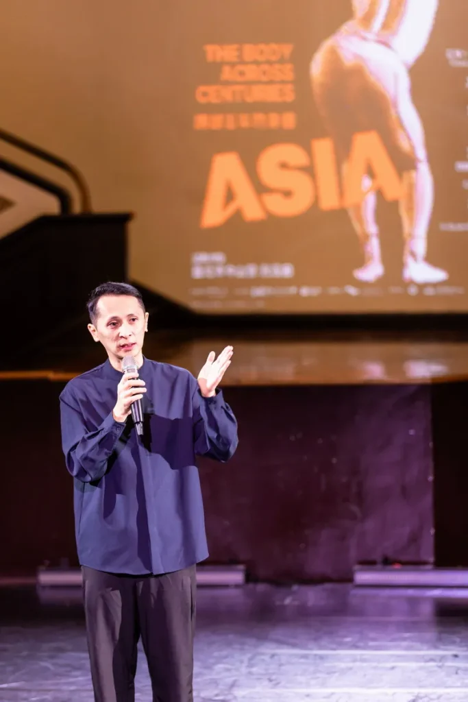 2026 Dance Now Asia 策演人黃志雄 致詞；照片提供：臺北市中山堂管理所、何曉玫MeimageDance；攝影：張瑞宗